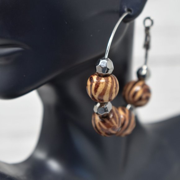 2" Zebra Print Wood Beads Leverback Hoop Earrings - Picture 9 of 12